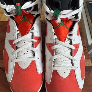 Jordan 6 retro men’s 13 Sneakers in White and Orange